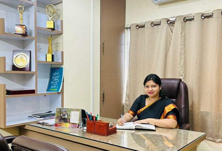 Debopriya Saha, Principal